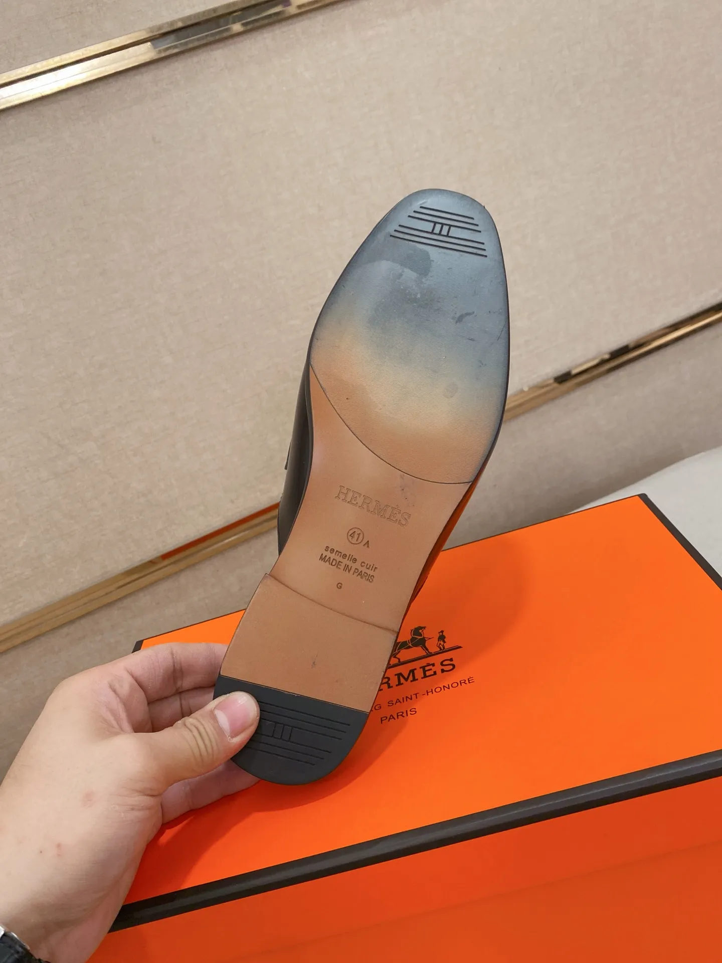 Men's clothing and shoes💰: 500💰《HERMES》【Classic original single version】Hermès half-drag; top 🔝purchasing agent🔍🔍 latest 🇺🇸 counter sale simultaneously, original ▲▲cowhide imported from Italy ▲▲Exquisite workmanship (Italian 🇮🇹Imported water-dyed 🐂cowhide lining) sole: original sole provided by the original factory, ⚠️exclusive double-layer activity·TPR·rubber·combined molded outsole; Yardage: 38-44. Can be customized45